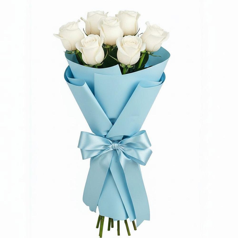 Букет 7 белых роз Проуд в Новогагатли