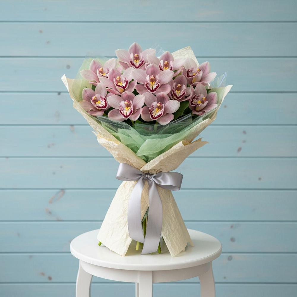 Букет цветов из: Орхидеи и Розы в Новогагатли