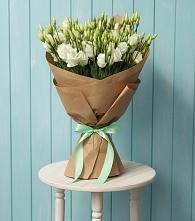 Букет цветов из:  Лизиантусы #REPLACE_PRED# Новогагатли