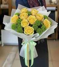 Букет цветов из:  Хризантемы и Розы в Новогагатли